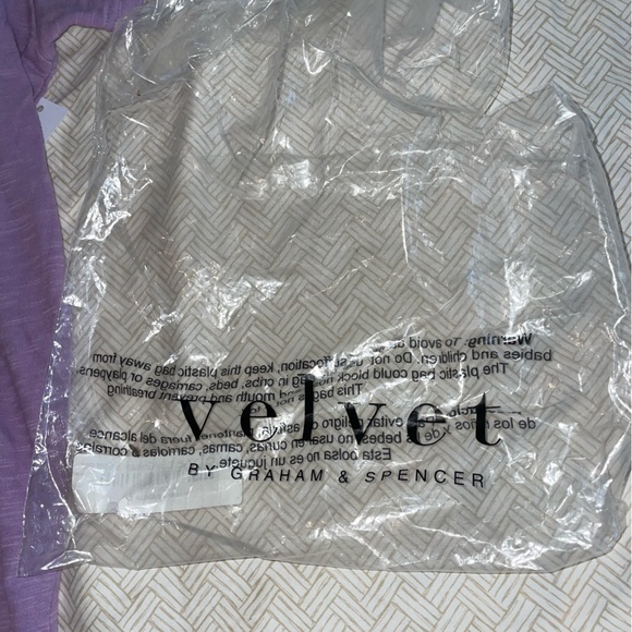 Velvet by Graham & Spencer Jilian V-Neck Tee Dahlia Purple New With Tags Size L - Picture 6 of 7